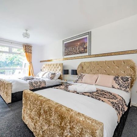 *C.Sani* Setup For Your Most Relaxed & Amazing Stay + Free Parking + Free Fast Wifi * Leeds  Kültér fotó