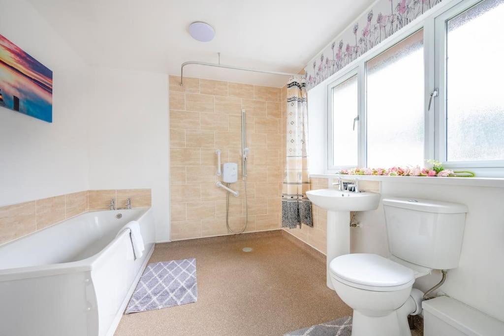 *C.Sani* Setup For Your Most Relaxed & Amazing Stay + Free Parking + Free Fast Wifi * Leeds  Kültér fotó