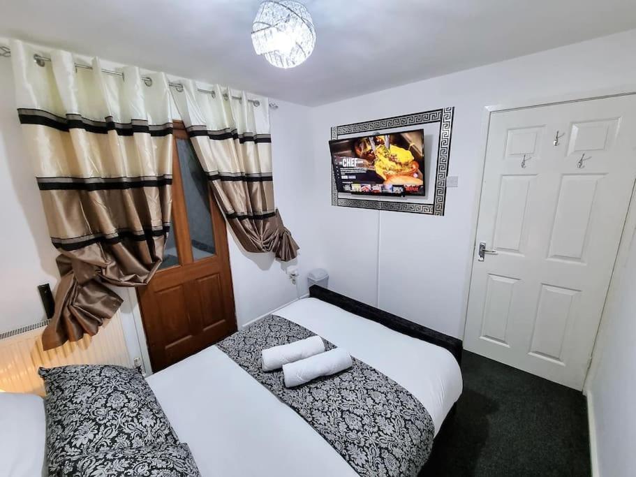 *C.Sani* Setup For Your Most Relaxed & Amazing Stay + Free Parking + Free Fast Wifi * Leeds  Kültér fotó